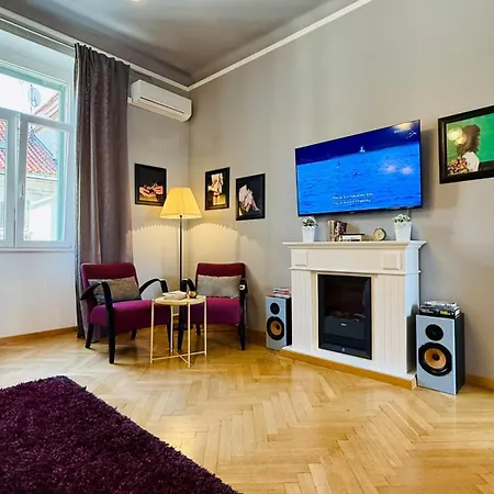 Riva Waterfront Apartment Split