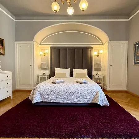 Riva Waterfront Apartman Split